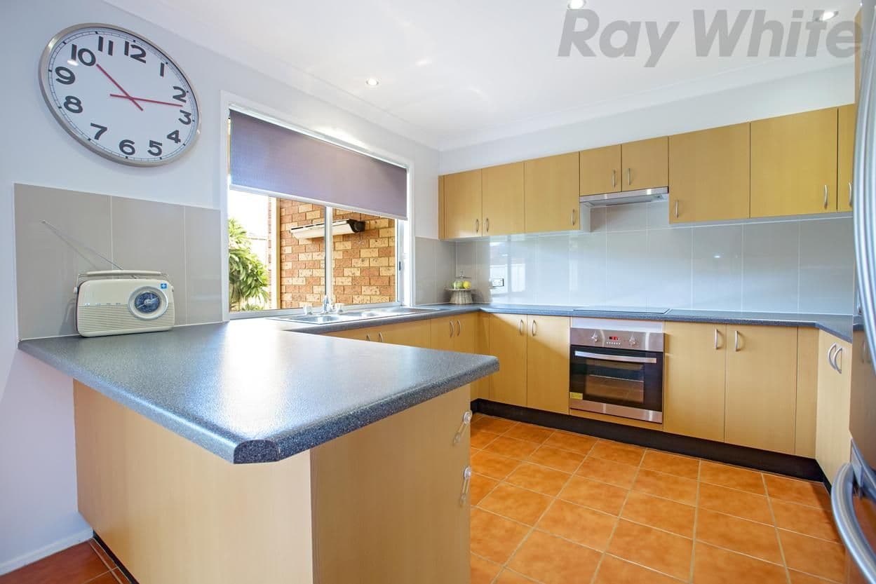 11 Solander Avenue, West Hoxton - Thumbnail 5