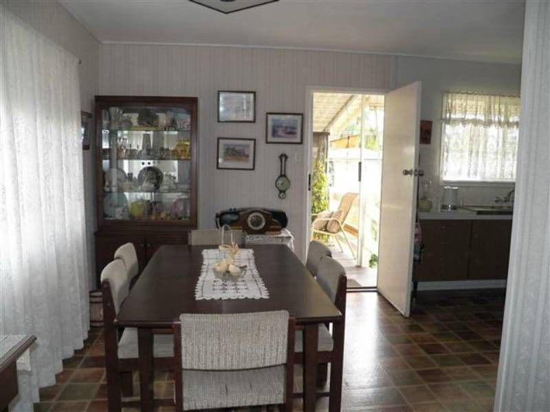 36 Wistari Street, CLINTON QLD 4680, Clinton - Thumbnail 3