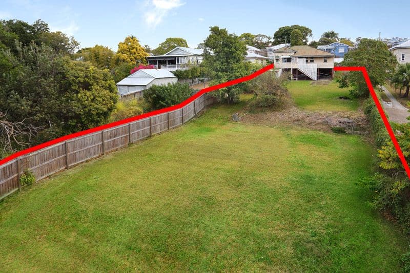 39 Gilbert Road, WINDSOR QLD 4030, Windsor - Thumbnail 2