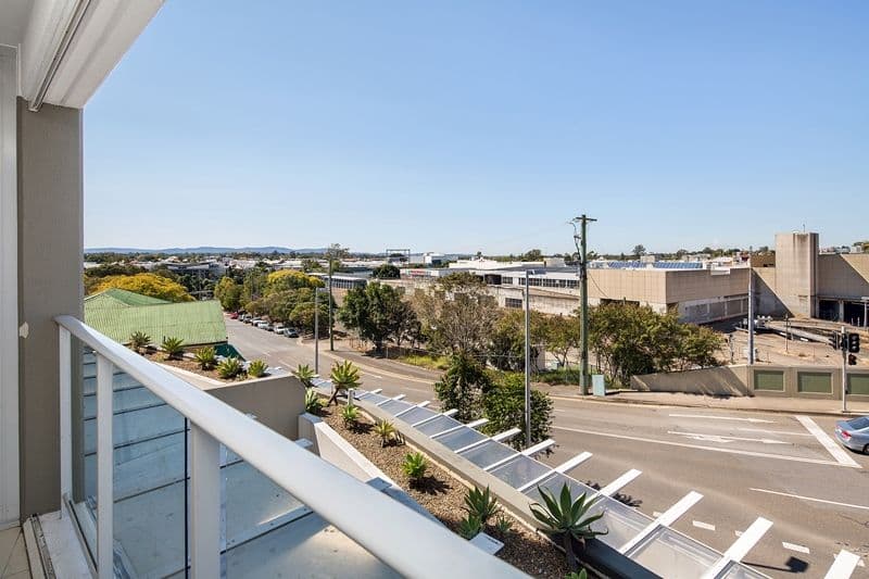 Apartment 202, 11 Ellenborough Street, IPSWICH QLD 4305, Ipswich - Thumbnail 2