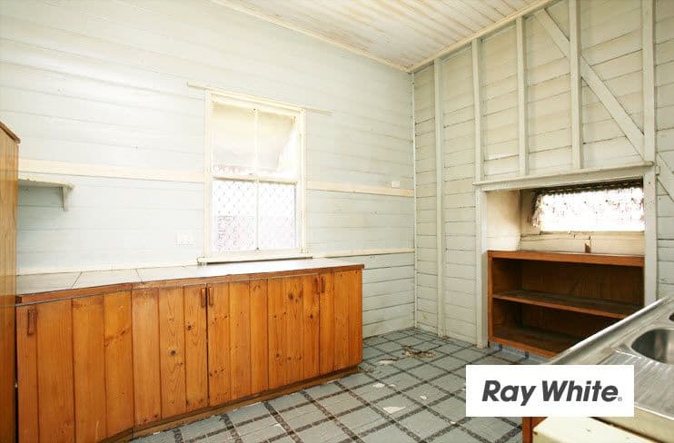 10 Barram Street, GOODNA QLD 4300, Goodna - Thumbnail 2