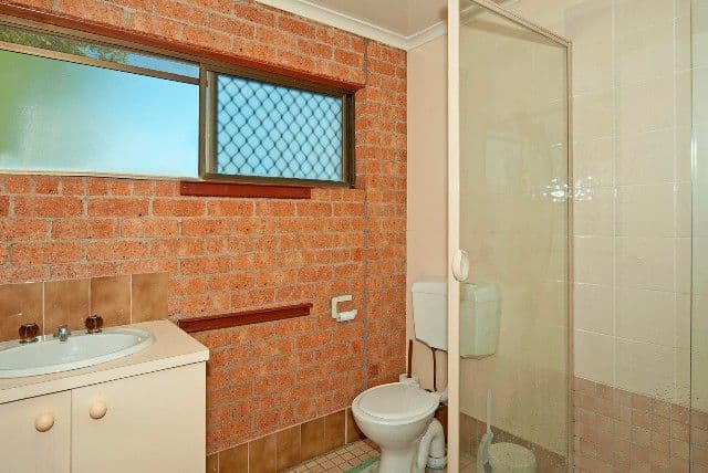 296 Redbank Plains Road, BELLBIRD PARK QLD 4300, Bellbird Park - Thumbnail 5