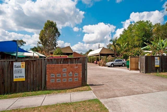 296 Redbank Plains Road, BELLBIRD PARK QLD 4300, Bellbird Park - Thumbnail 8