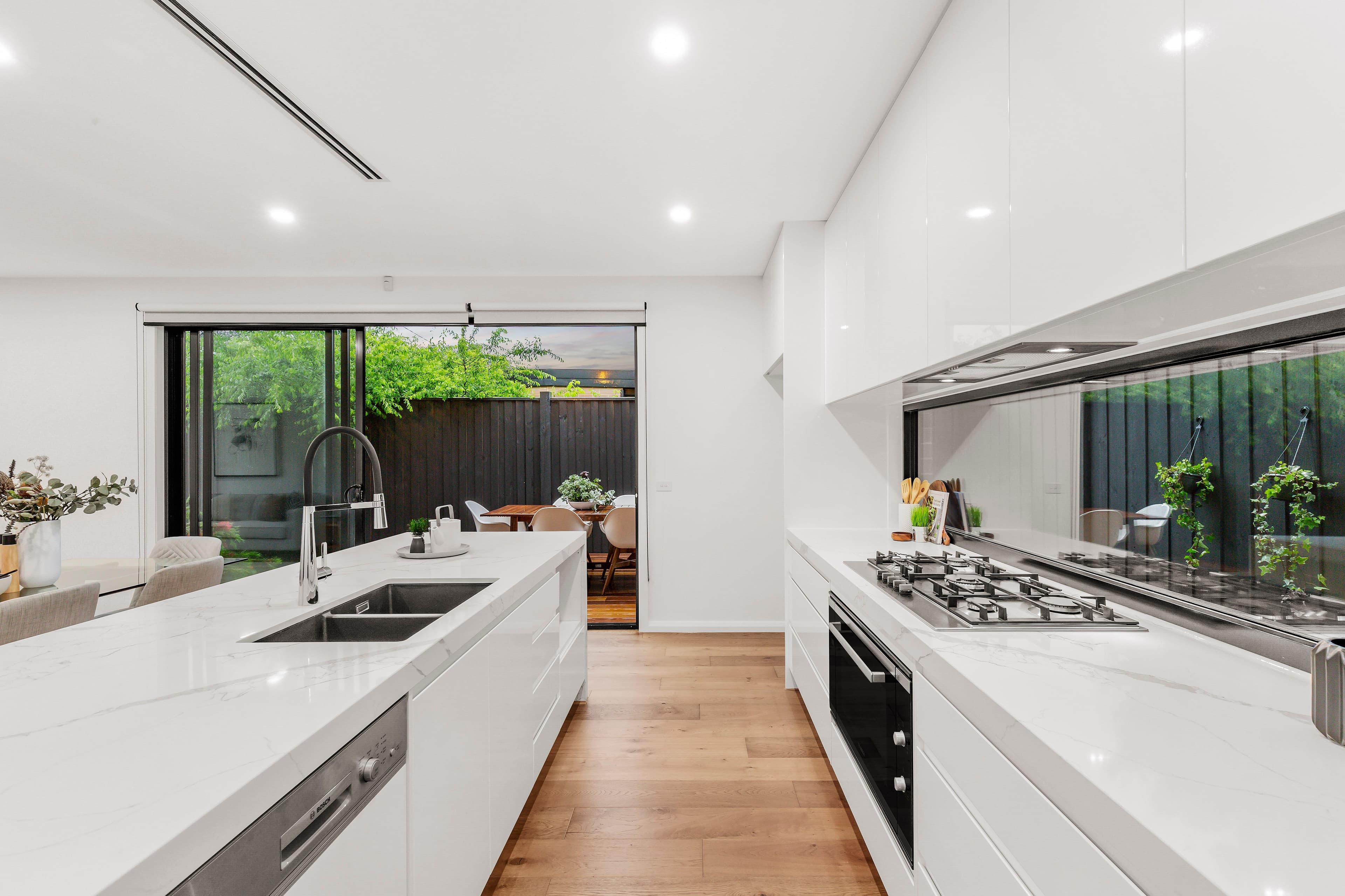 21 Interlaken Parade, Rosanna VIC 3084, Rosanna - Thumbnail 5