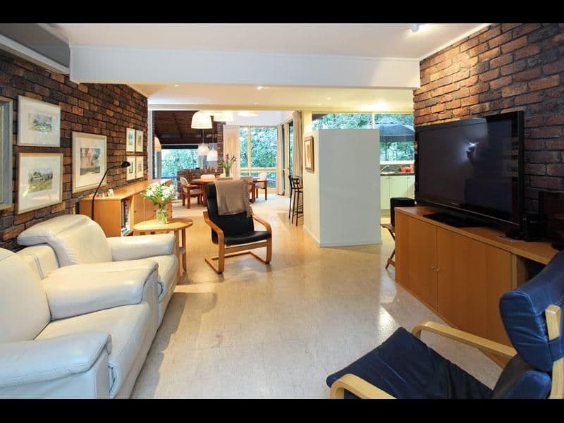 19 Columbia Street, CHAPEL HILL QLD 4069, Chapel Hill - Thumbnail 7