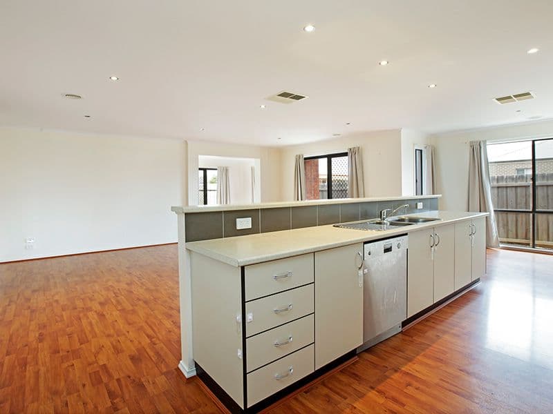 92a Grove Road, GROVEDALE VIC 3216, Grovedale - Thumbnail 2