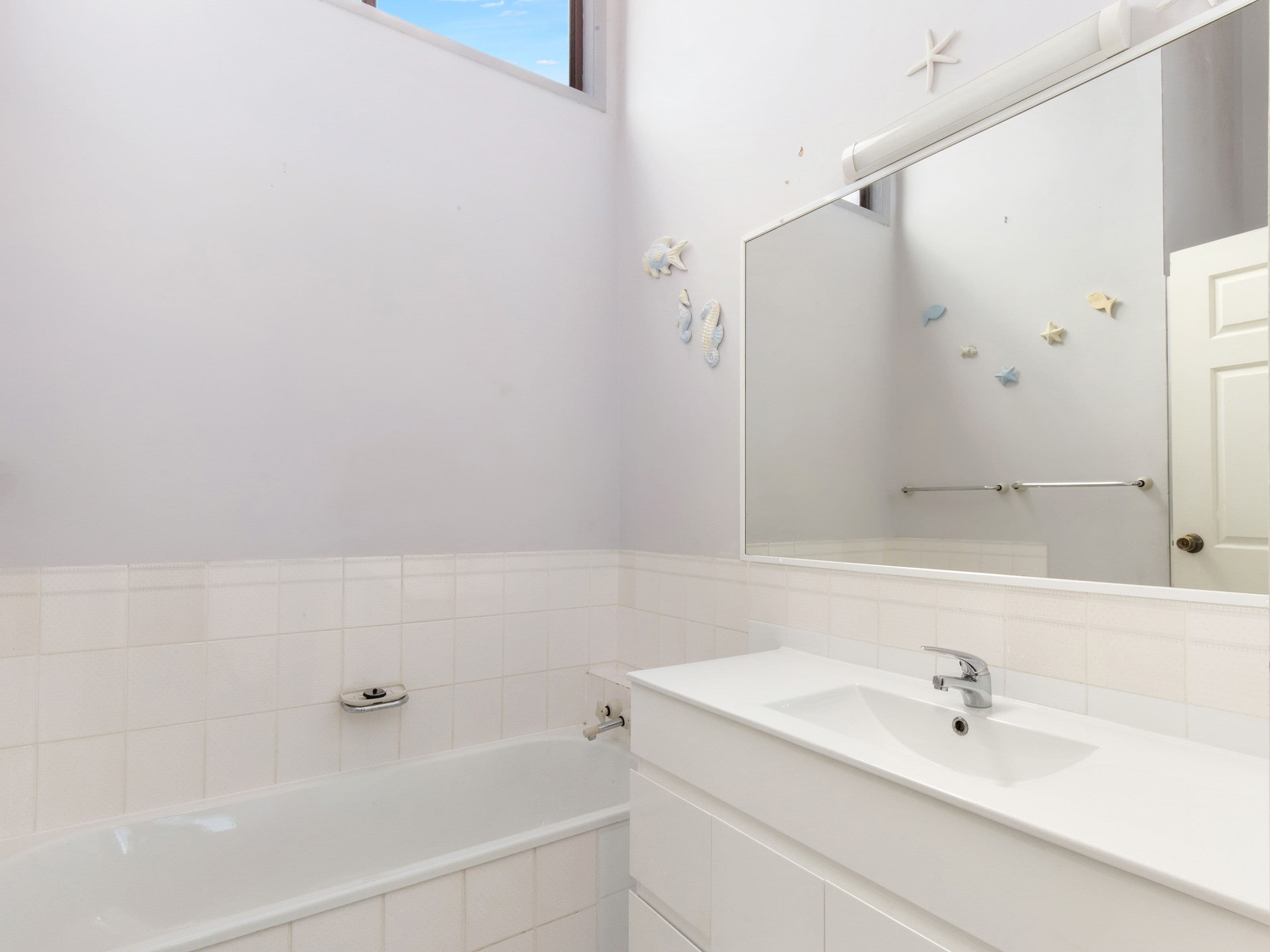 7 Katoomba Court, Helensvale QLD 4212, Helensvale - Thumbnail 4
