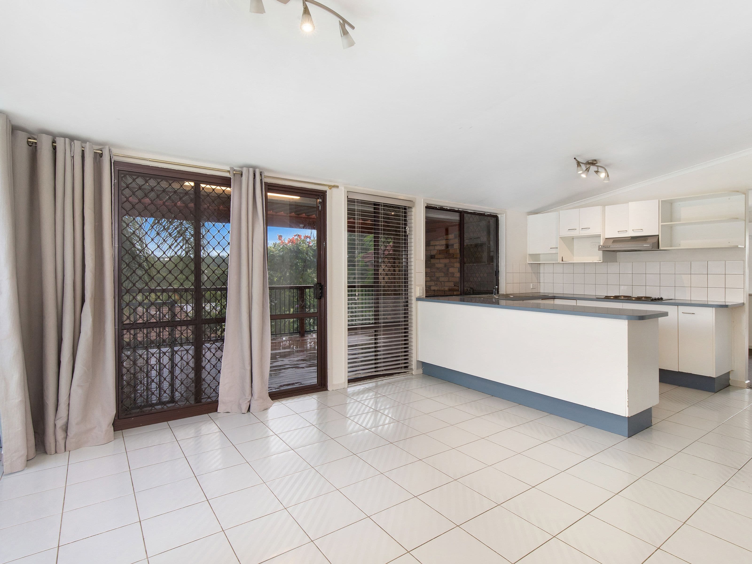 7 Katoomba Court, Helensvale QLD 4212, Helensvale - Thumbnail 5