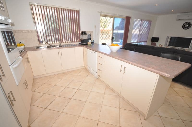 14 Somerset Grove, CRAIGMORE SA 5114, Craigmore - Thumbnail 7