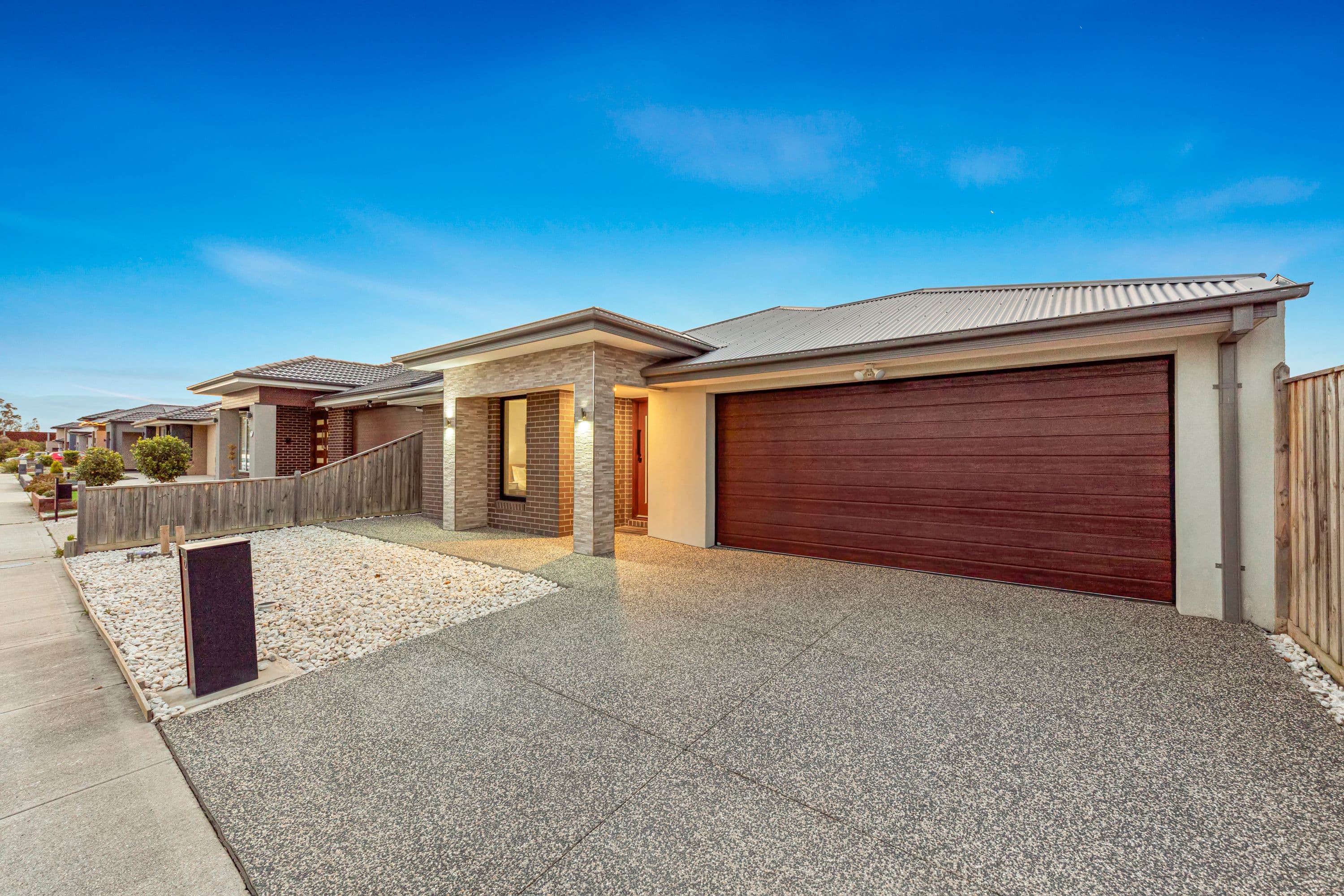 12 Dahl Drive, Officer VIC 3809, Officer - Thumbnail 2