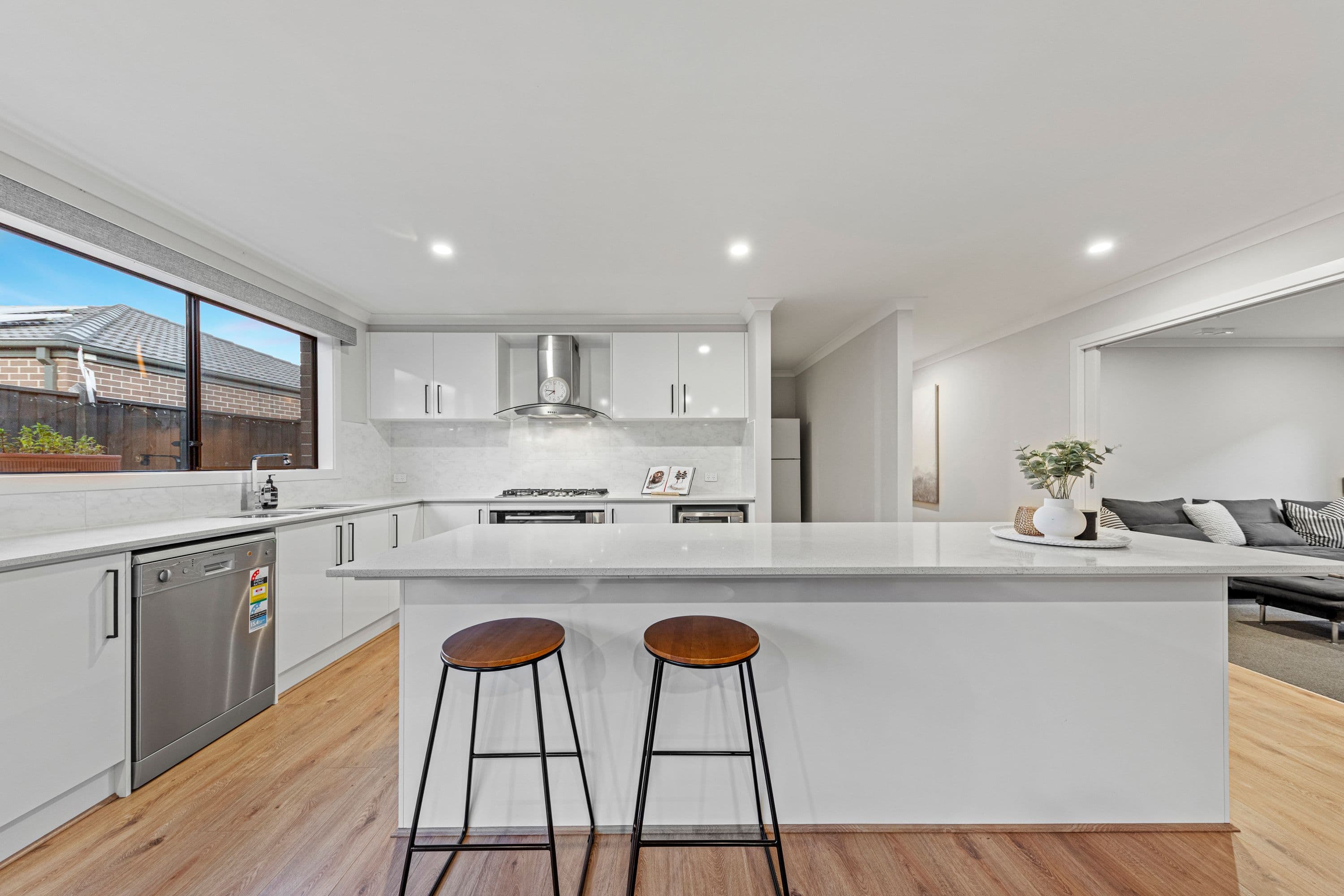 12 Dahl Drive, Officer VIC 3809, Officer - Thumbnail 7