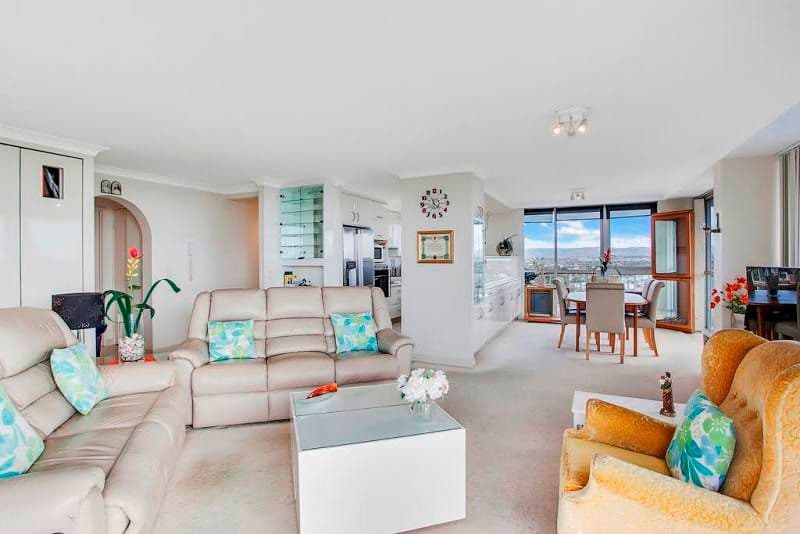 29 Ewart Street, Burleigh Heads QLD 4220, Burleigh Heads - Thumbnail 5