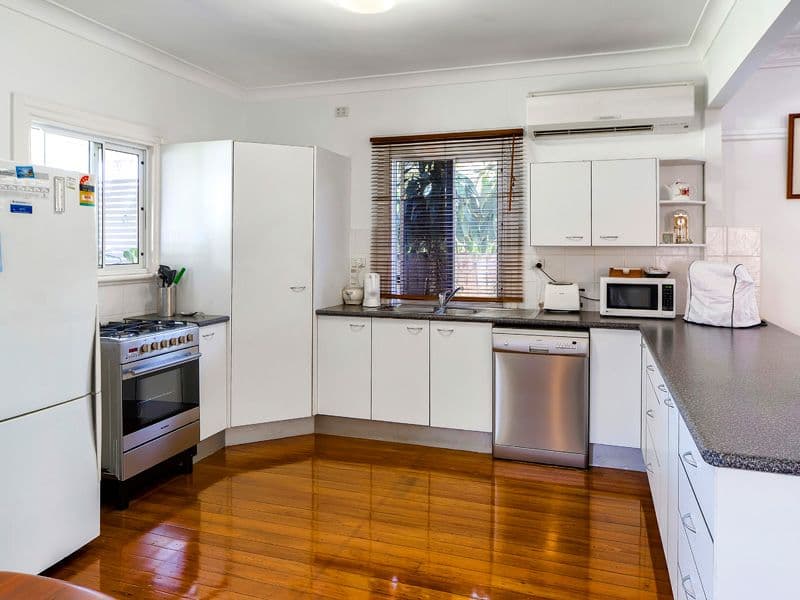 10 Flemington Street, Hendra QLD 4011, Hendra - Image 1