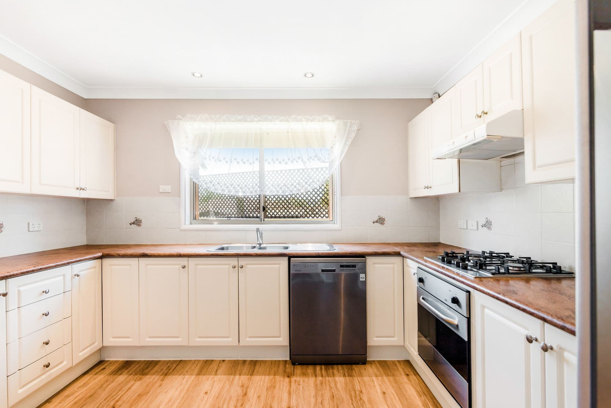14 Lewis Road, Liverpool NSW 2170, Liverpool - Thumbnail 5