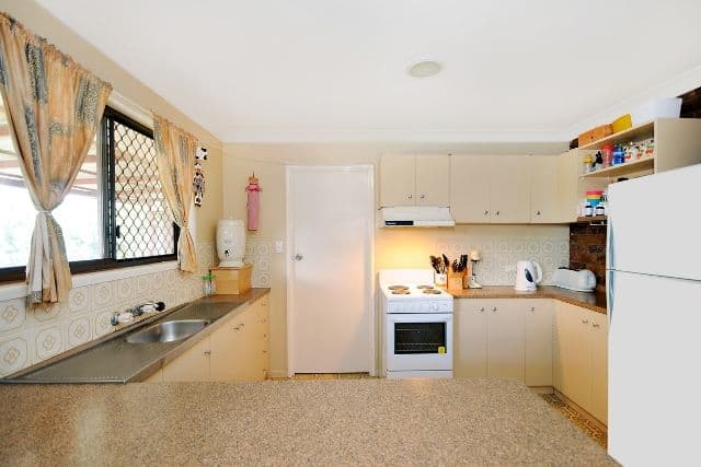 14 Elliott Street, KEARNEYS SPRING QLD 4350, Kearneys Spring - Thumbnail 2