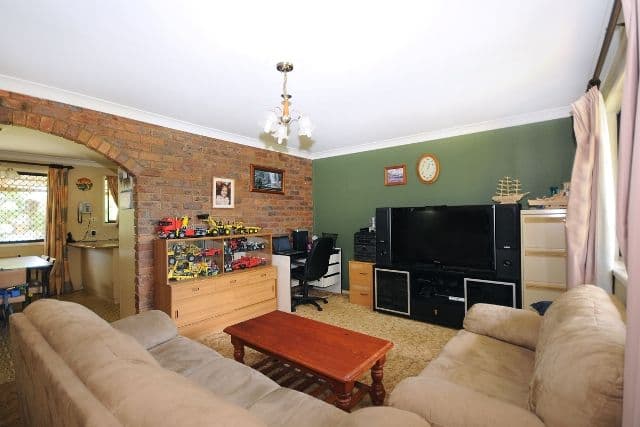 14 Elliott Street, KEARNEYS SPRING QLD 4350, Kearneys Spring - Thumbnail 3