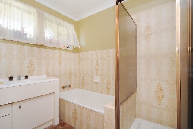 14 Elliott Street, KEARNEYS SPRING QLD 4350, Kearneys Spring - Thumbnail 5