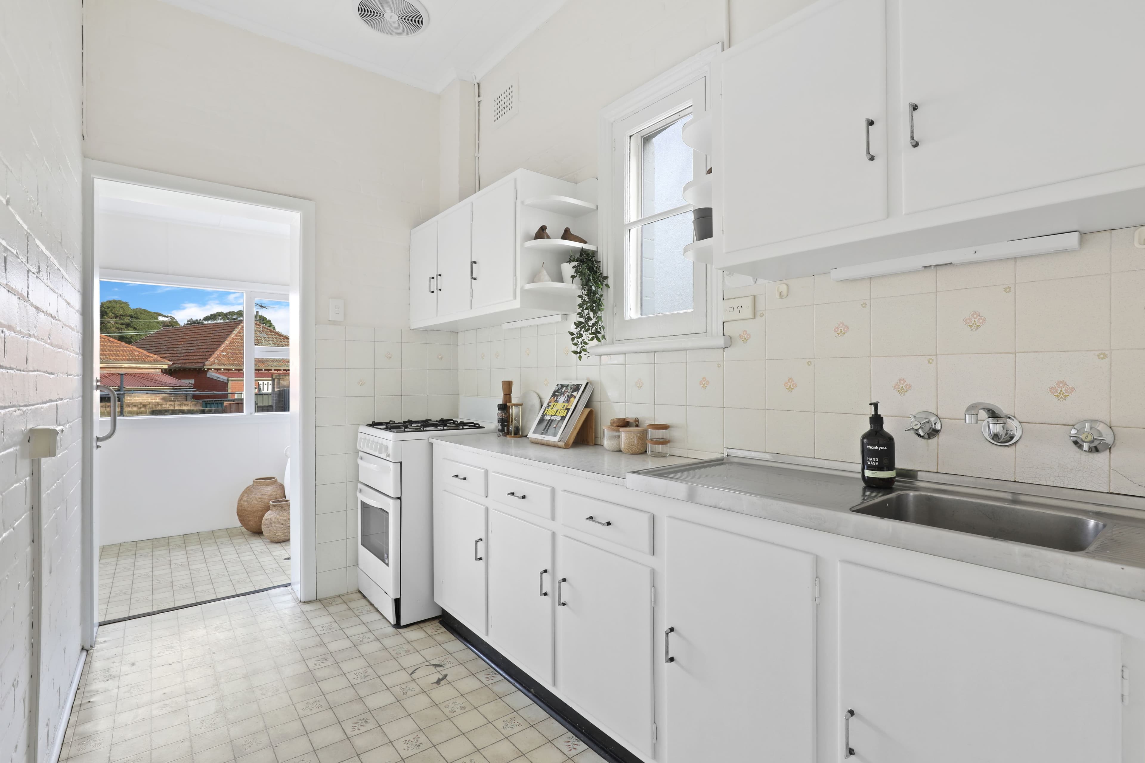 33 Clarendon Road, Stanmore NSW 2048, Stanmore - Thumbnail 7