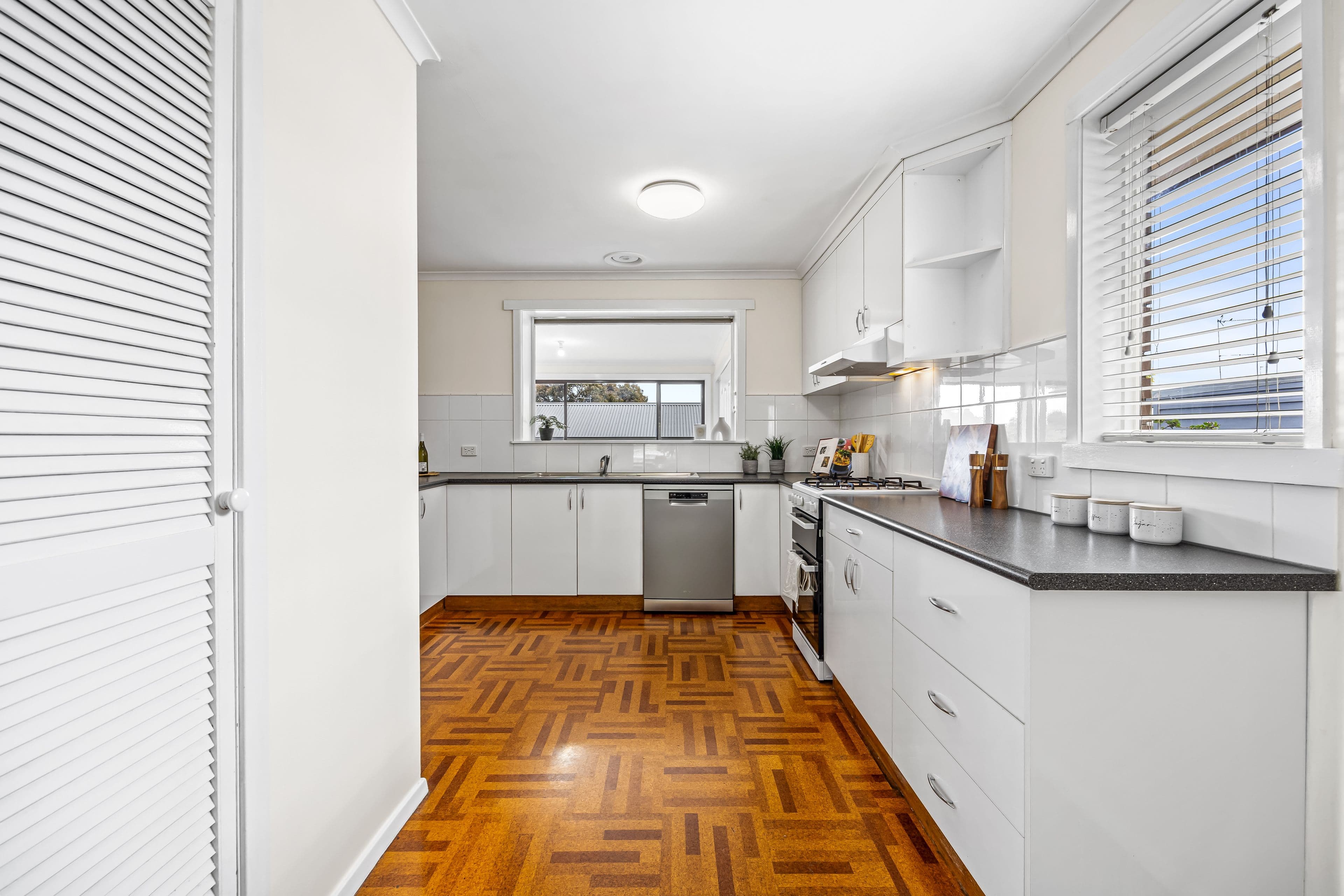 306 Chisholm Street, Black Hill VIC 3350, Black Hill - Thumbnail 5
