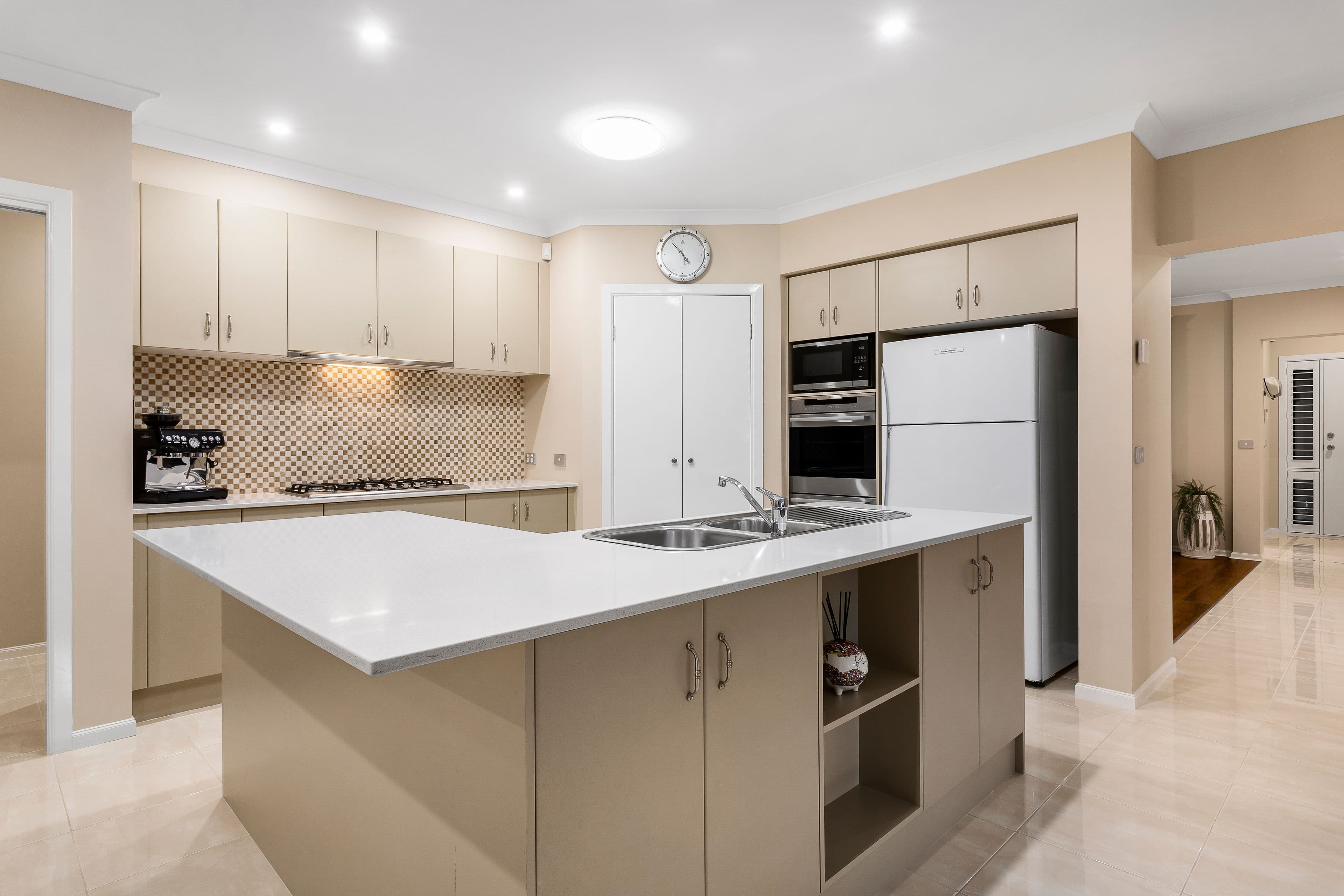 16 Serle Street, Doreen VIC 3754, Doreen - Thumbnail 2