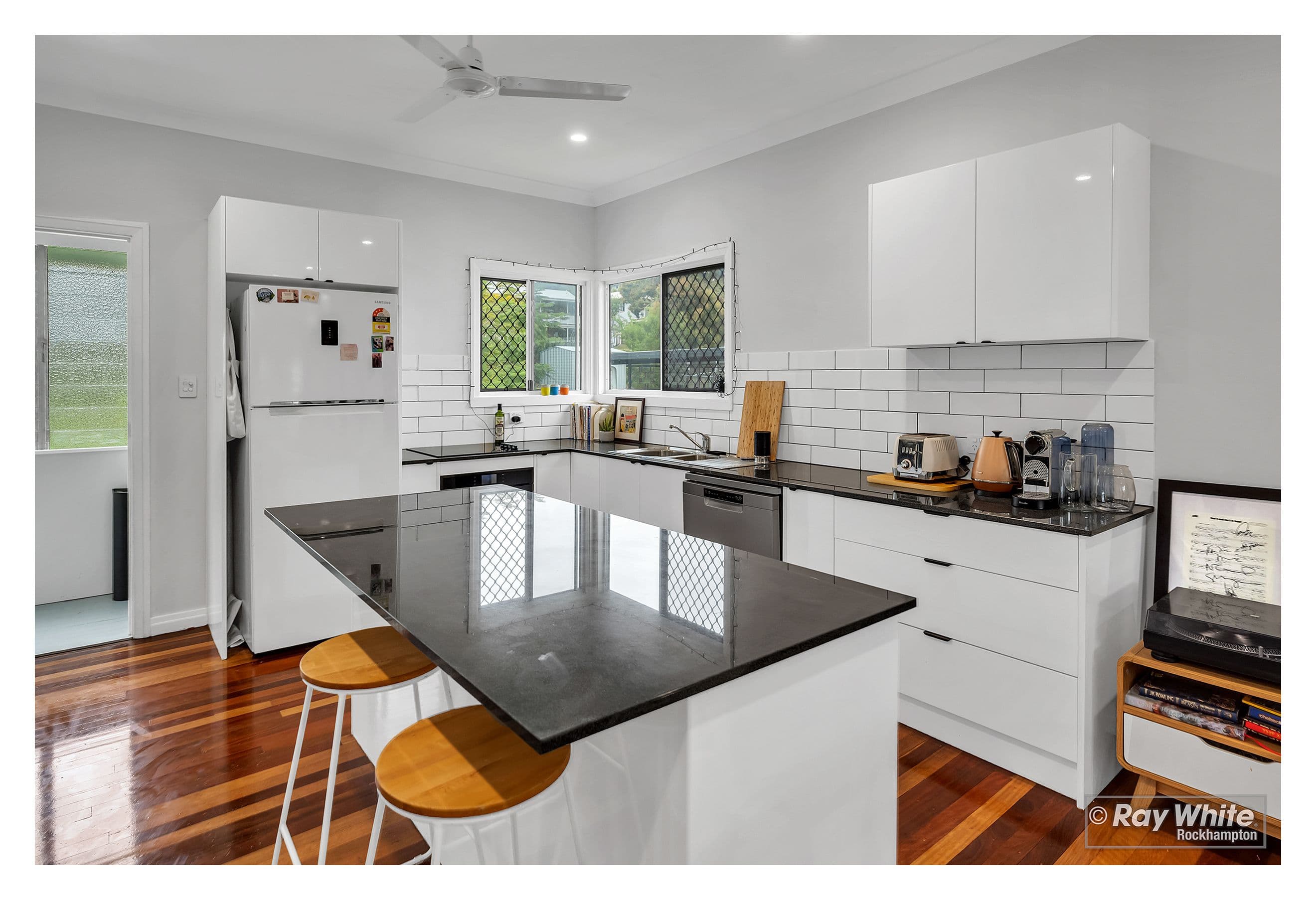 13 Mary Street, The Range QLD 4700, The Range - Thumbnail 3
