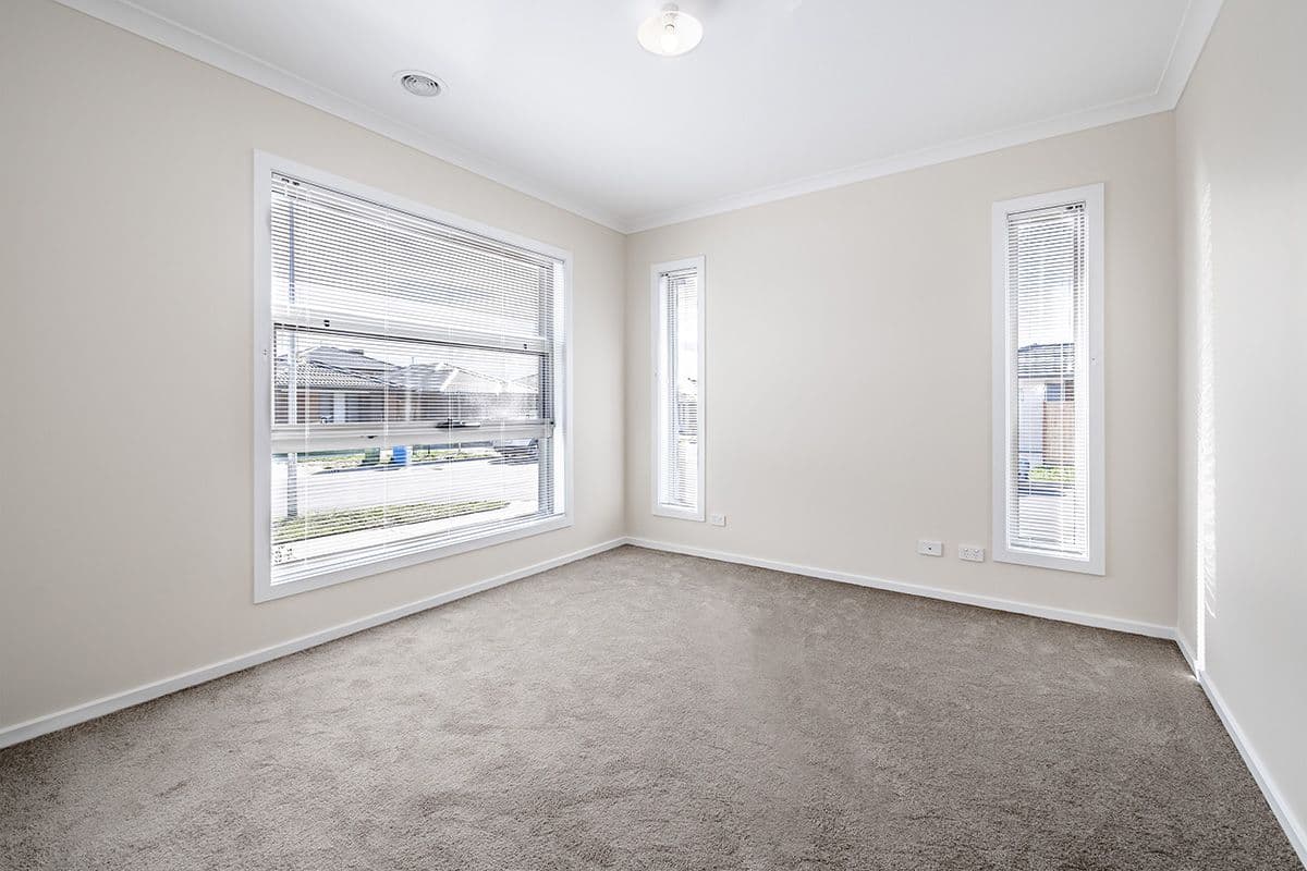 11 Bessie Drive, Cranbourne West VIC 3977, Cranbourne West - Thumbnail 6