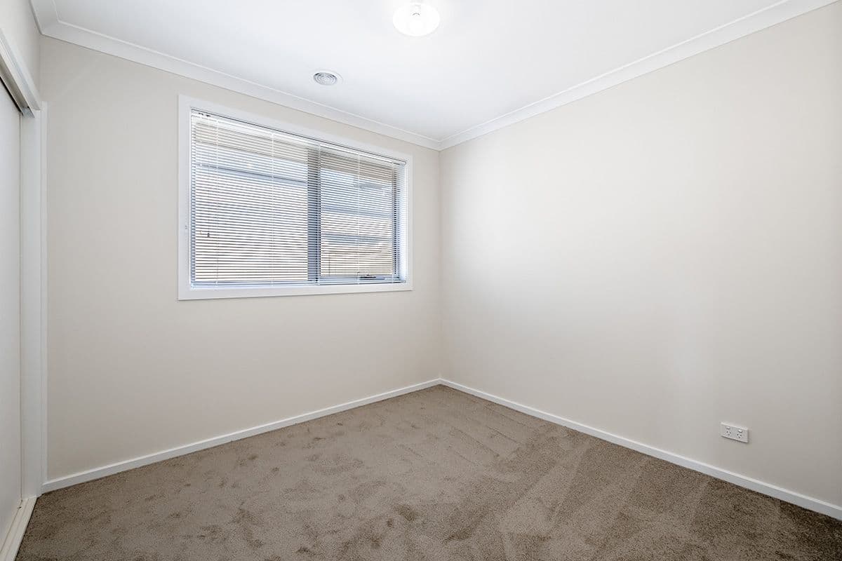 11 Bessie Drive, Cranbourne West VIC 3977, Cranbourne West - Thumbnail 8