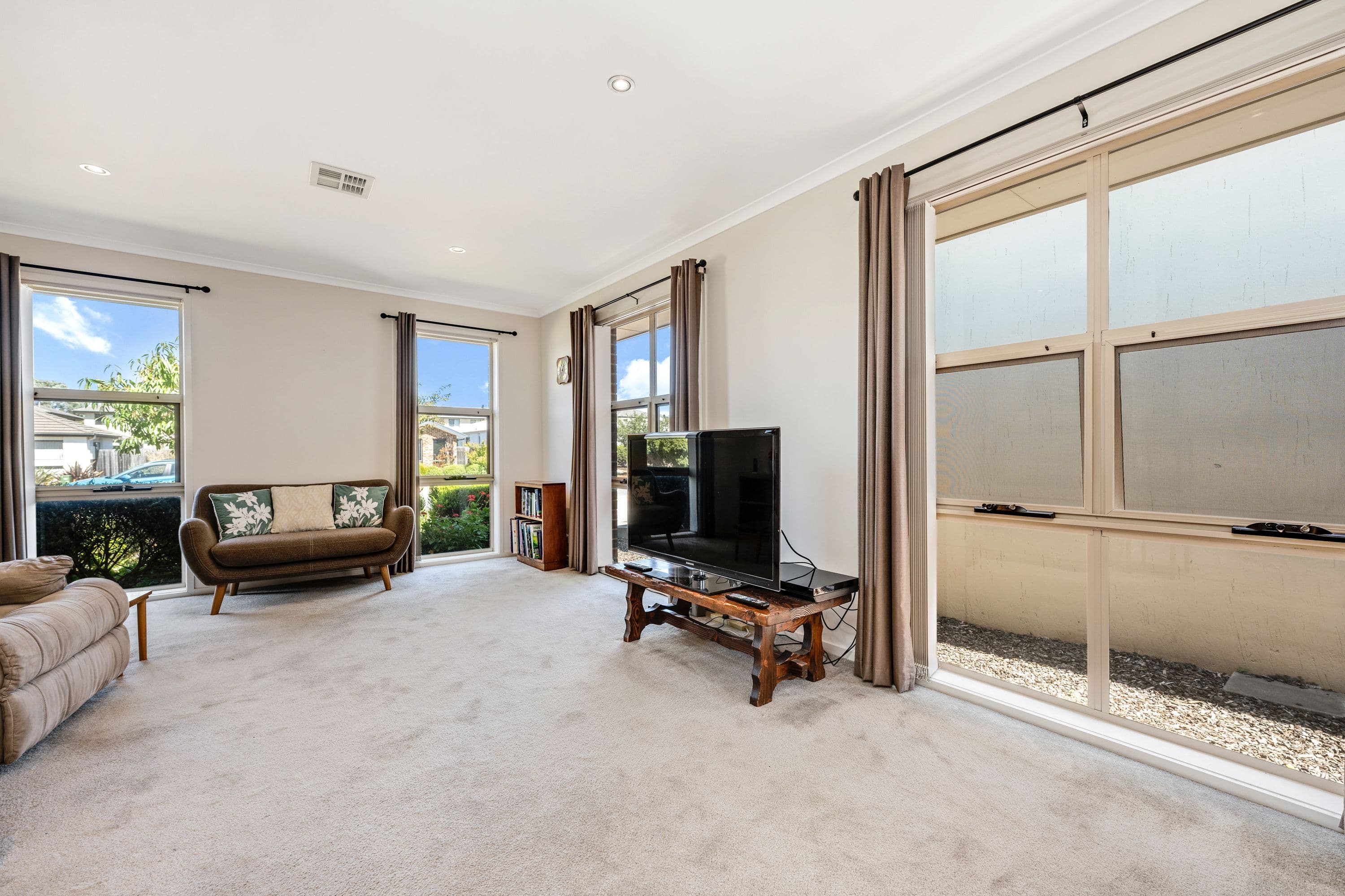 16 Eldorado Street, Harrison ACT 2914, Harrison - Thumbnail 3
