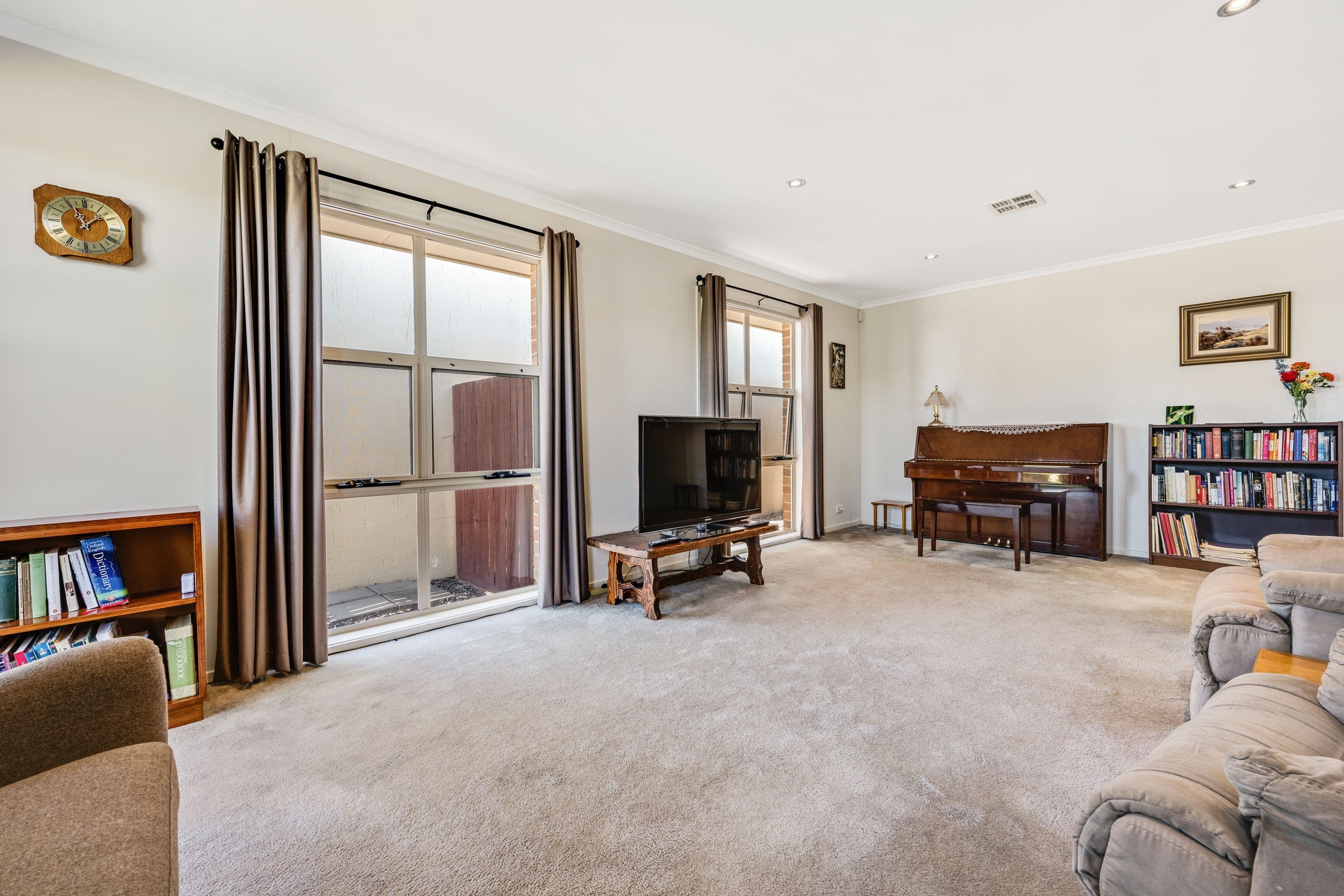 16 Eldorado Street, Harrison ACT 2914, Harrison - Thumbnail 4