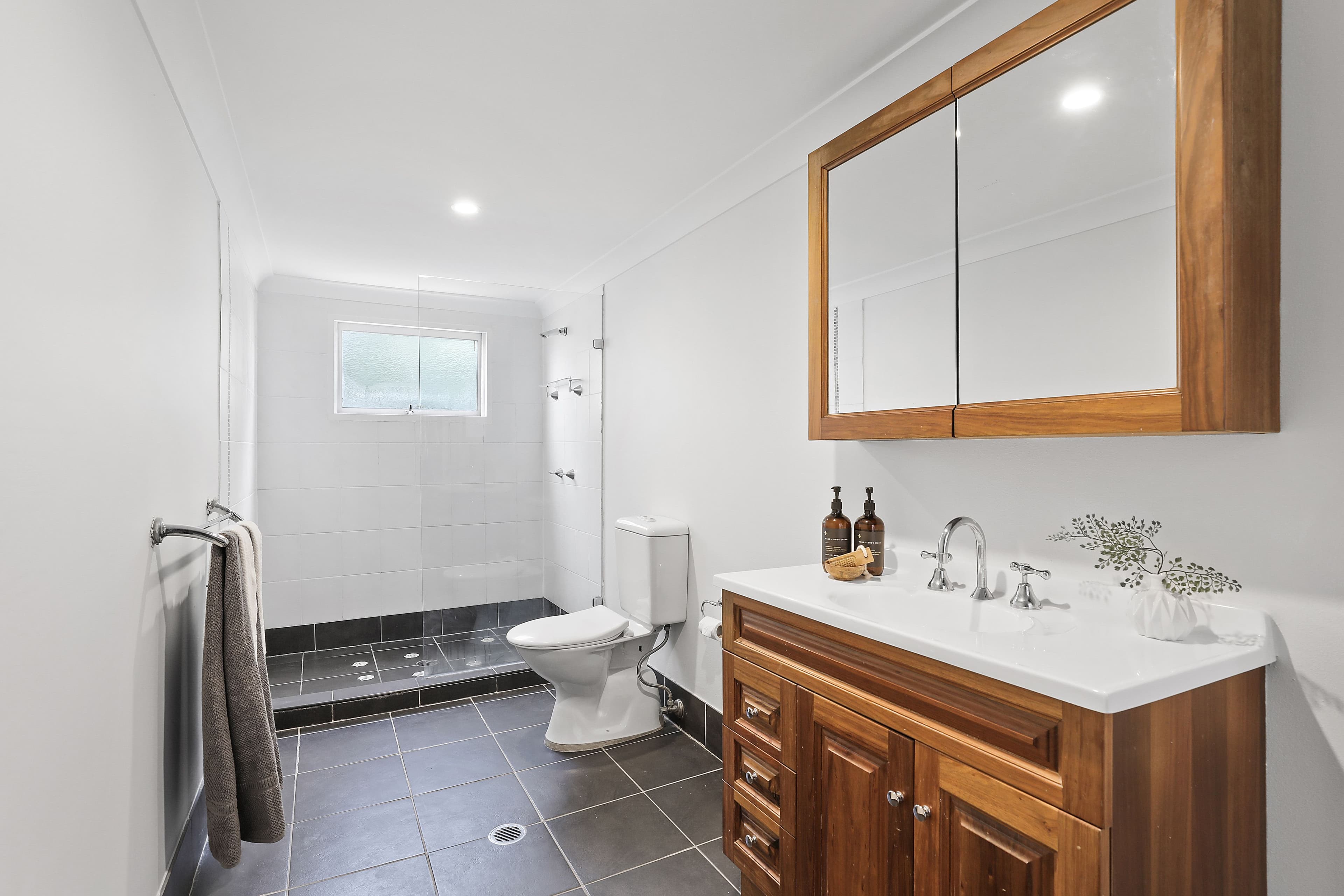 137 Cavendish Street, Stanmore - Thumbnail 5