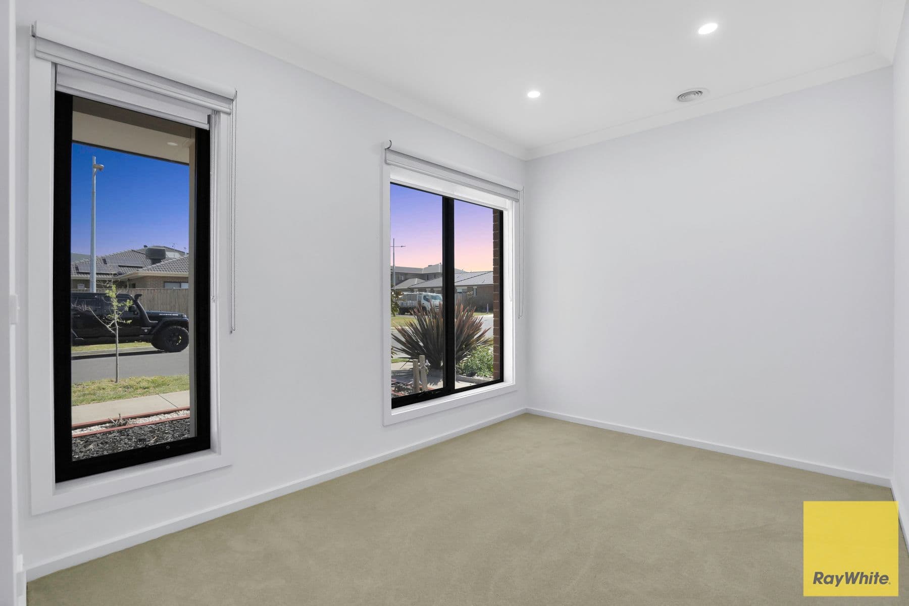 29 Hirami Avenue, Tarneit VIC 3029, Tarneit - Thumbnail 4