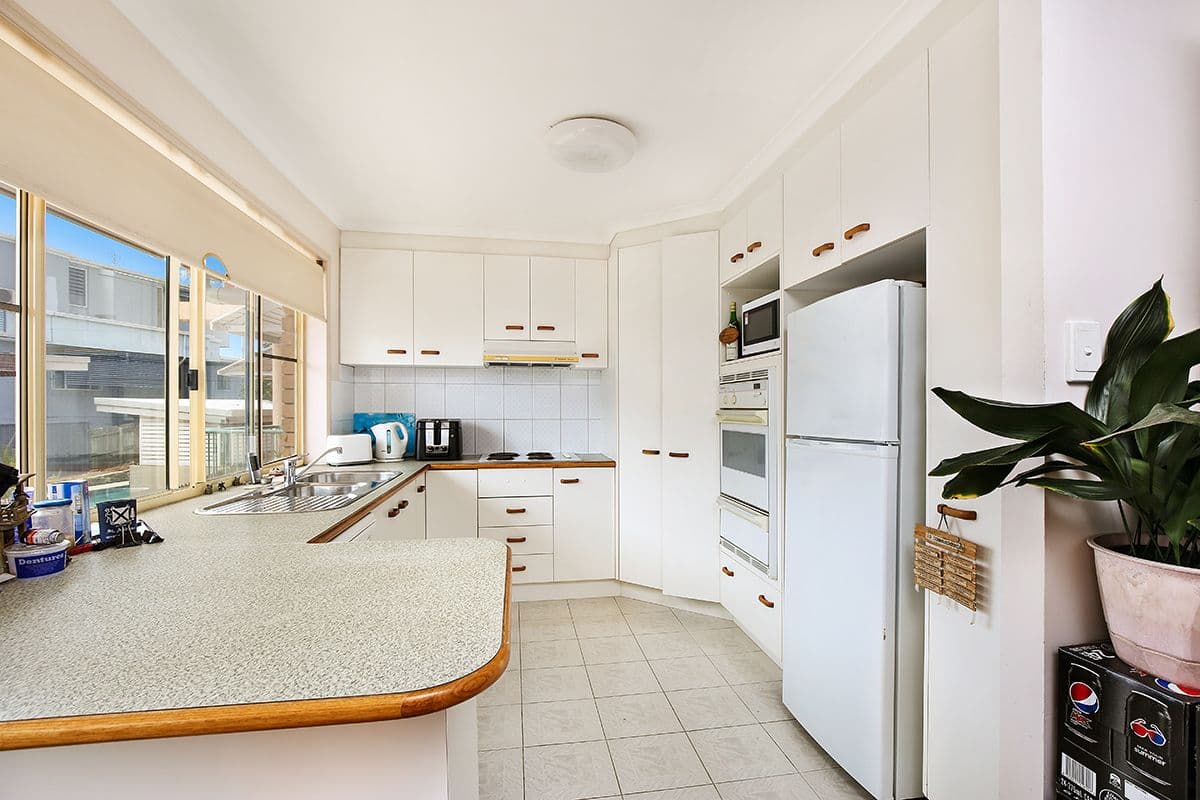 27 Camfield Street, Alexandra Headland QLD 4572, Alexandra Headland - Thumbnail 3
