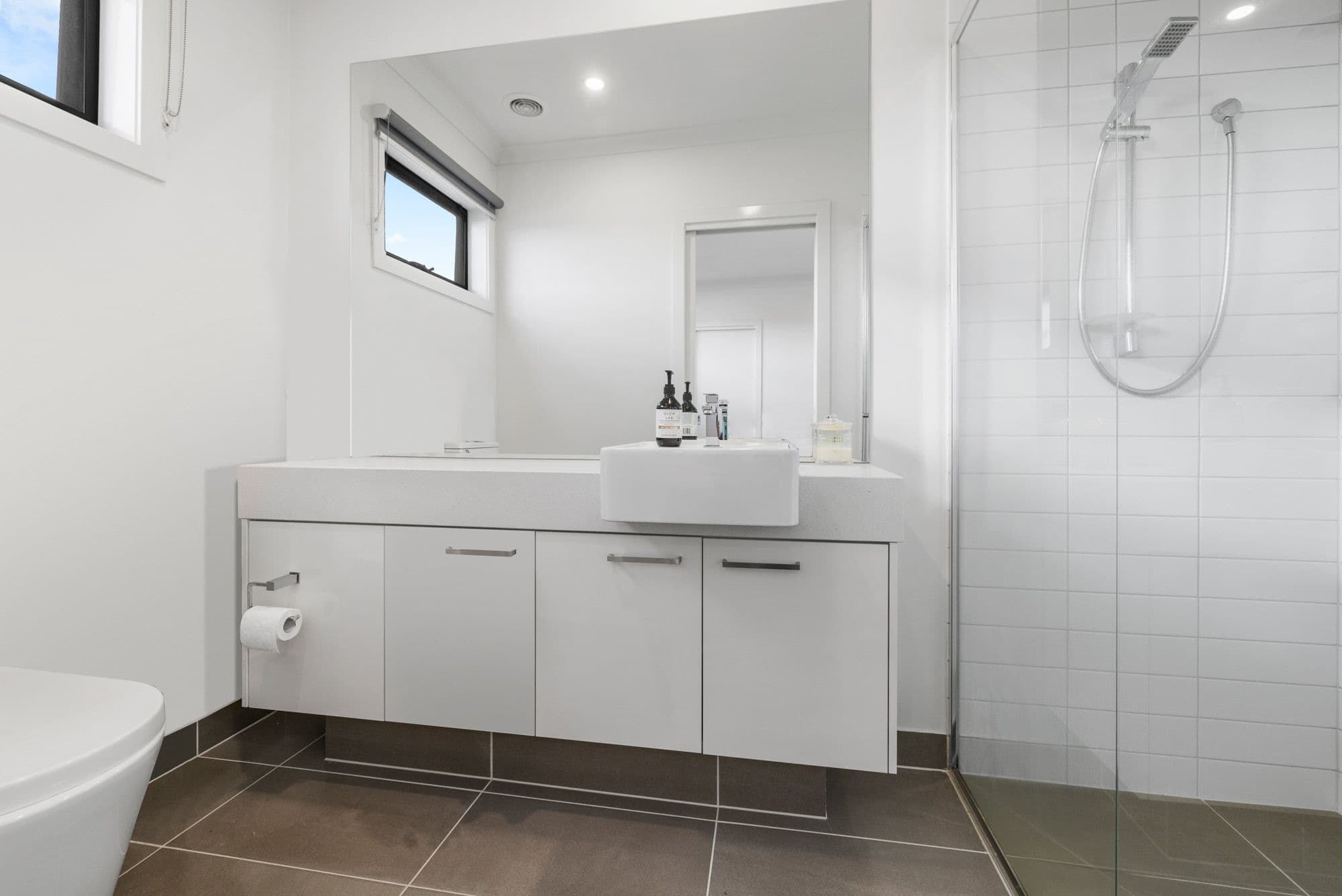8 Nostrand Walk, Point Cook VIC 3030, Point Cook - Thumbnail 5