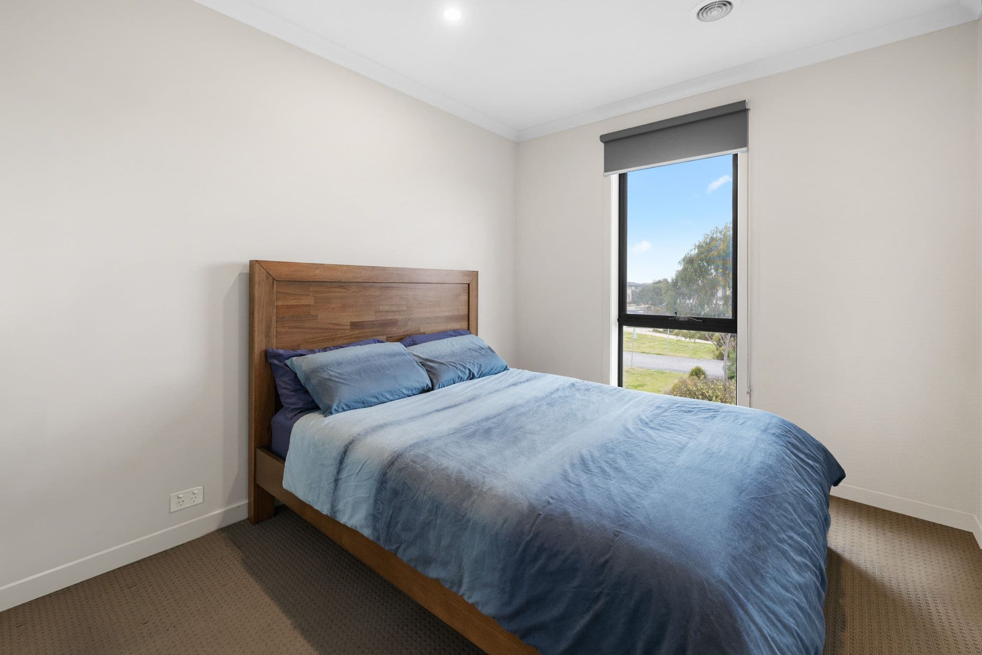 8 Nostrand Walk, Point Cook VIC 3030, Point Cook - Thumbnail 6