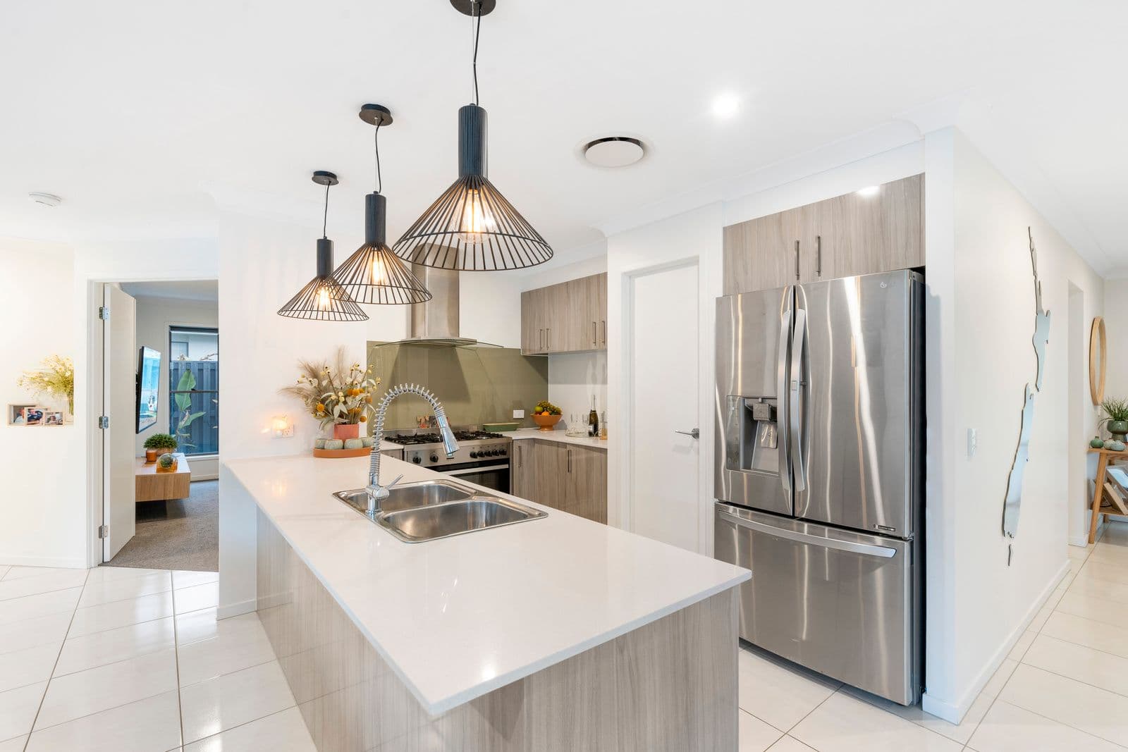 13 Grevillea Crescent, Maudsland QLD 4210, Maudsland - Thumbnail 3