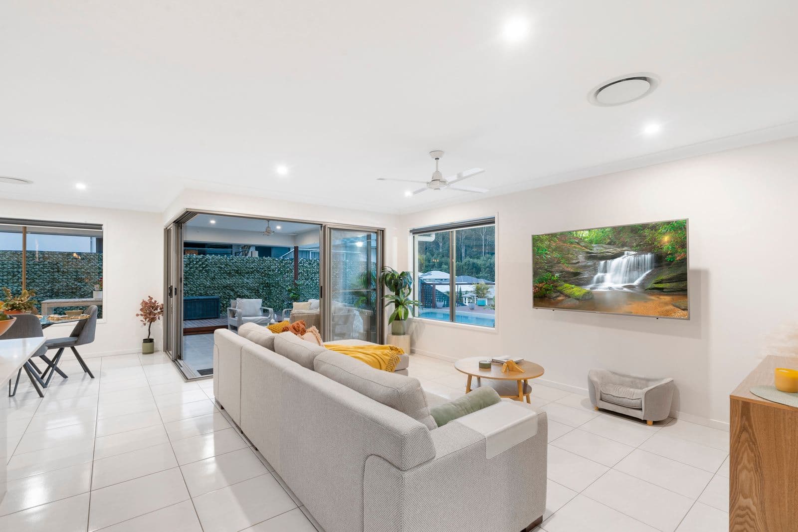 13 Grevillea Crescent, Maudsland QLD 4210, Maudsland - Thumbnail 5