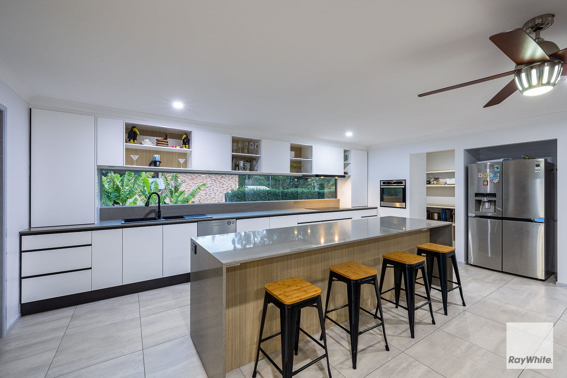 24 Vine Street, Redland Bay QLD 4165, Redland Bay - Thumbnail 4