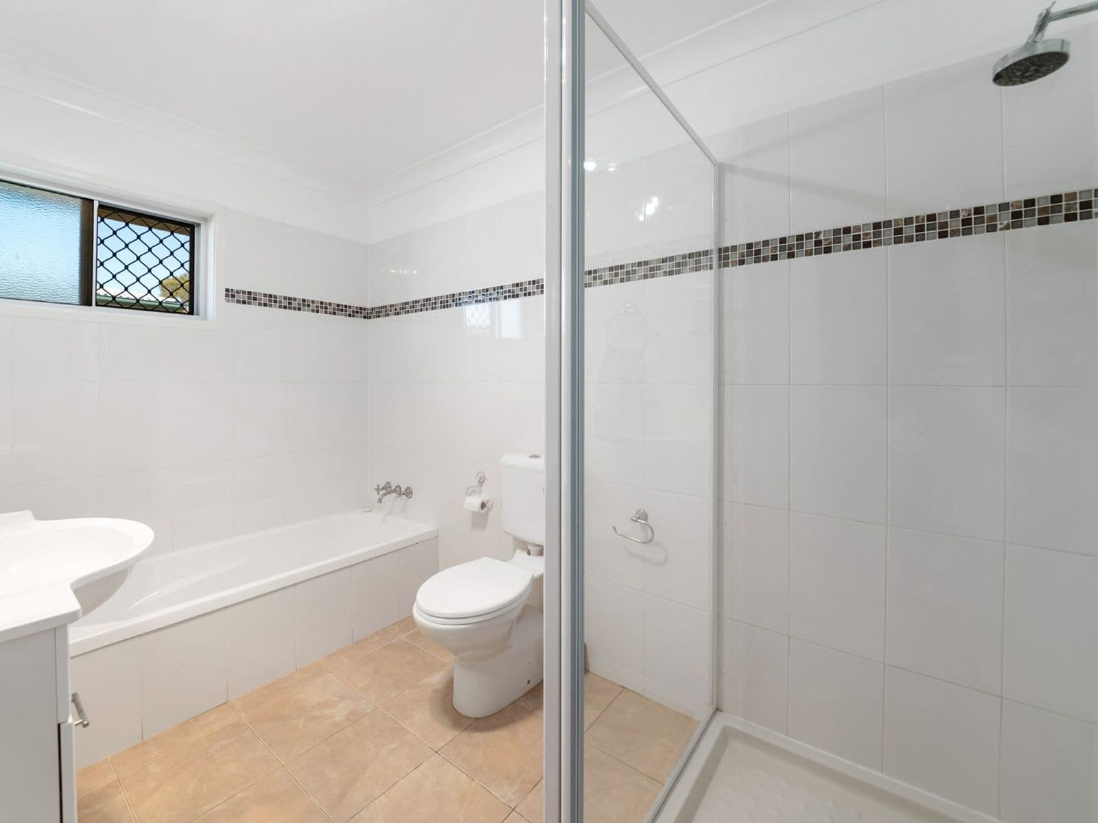 6 Hudson Street, Warwick - Thumbnail 7