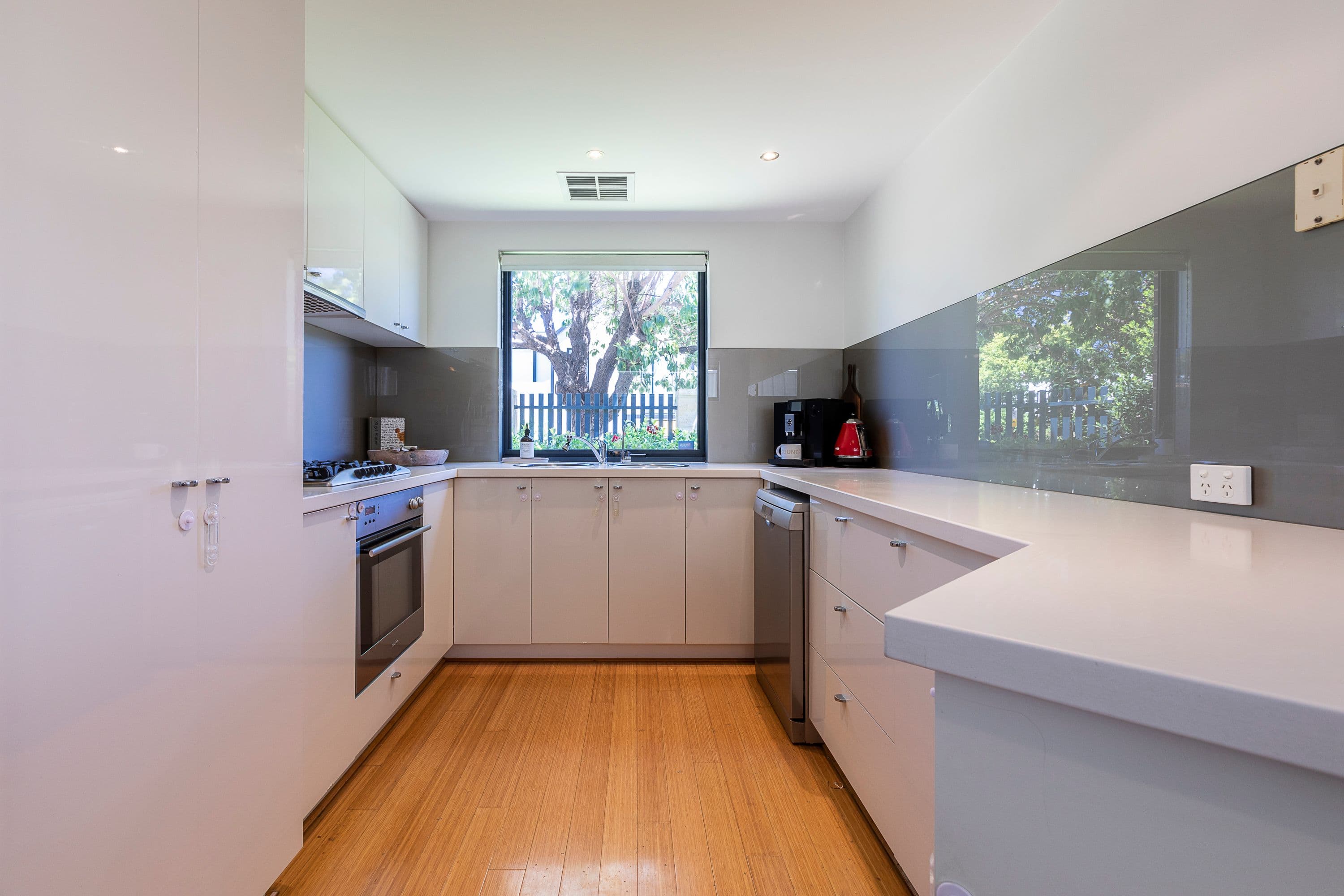 10 Persimmon Street, North Perth WA 6006, North Perth - Thumbnail 7