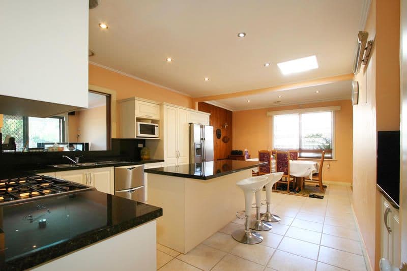 12 Rosewarne Avenue, CHELTENHAM VIC 3192, Cheltenham - Thumbnail 8