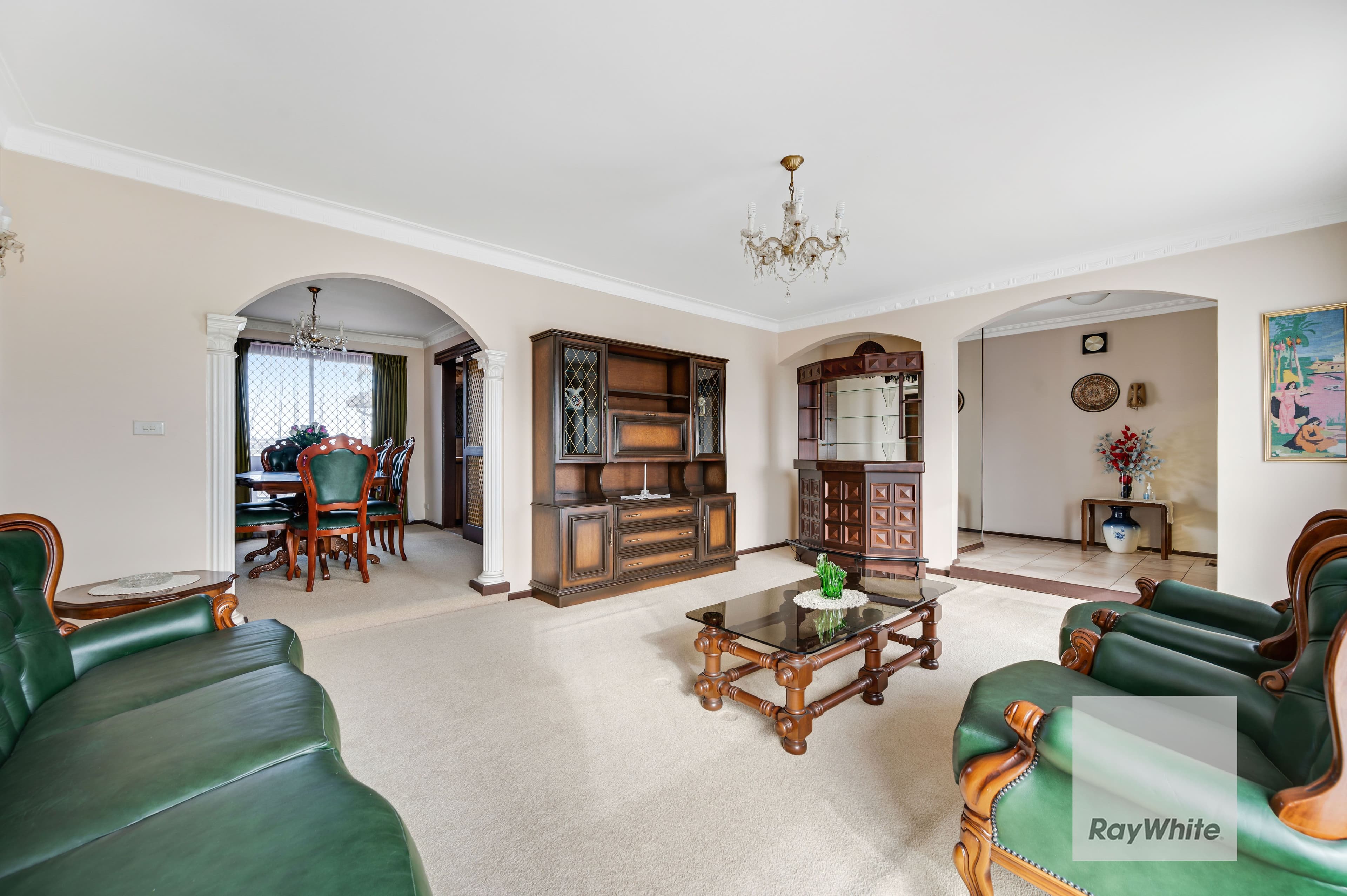 38 Henley Drive, Gladstone Park VIC 3043, Gladstone Park - Thumbnail 4