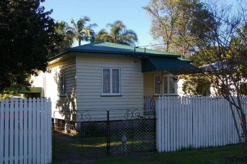 15 Seymour Street, DECEPTION BAY QLD 4508, Deception Bay - Thumbnail 2