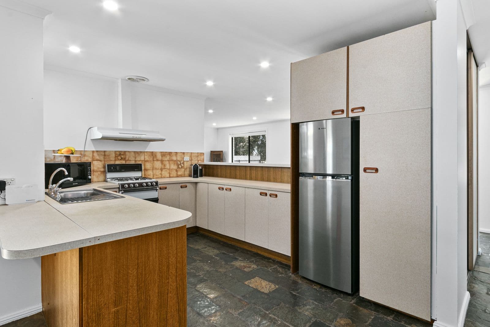 54 Moonta-Wallaroo Road, North Moonta SA 5558, North Moonta - Thumbnail 4