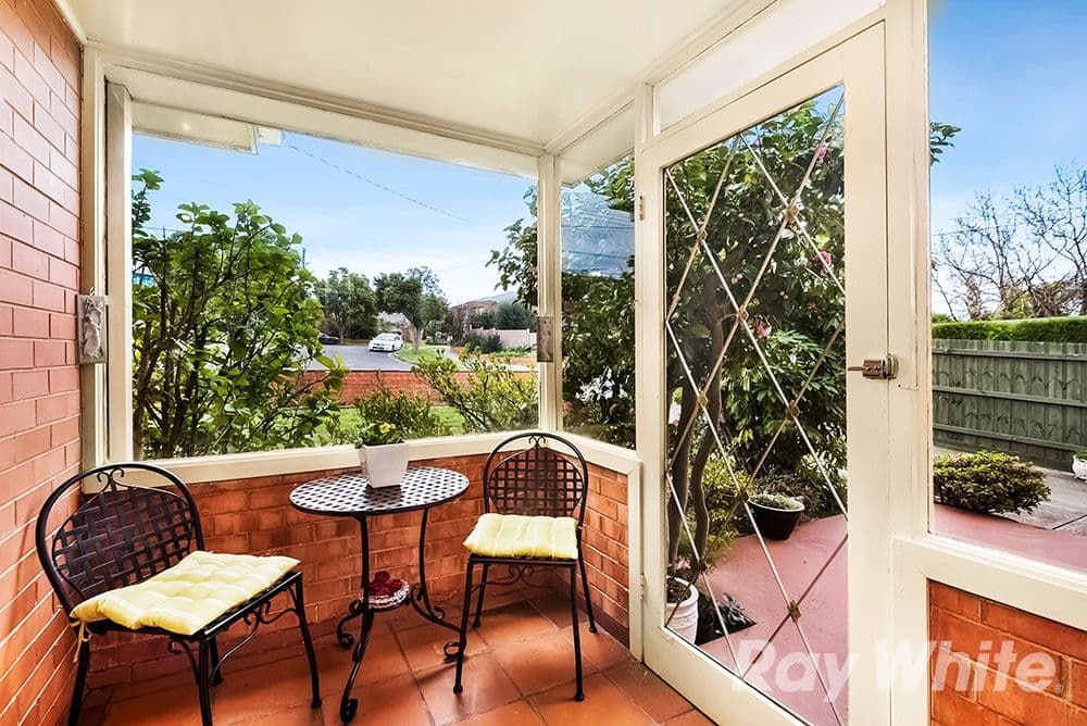 16 Marriott Parade, Glen Waverley VIC 3150, Glen Waverley - Thumbnail 3