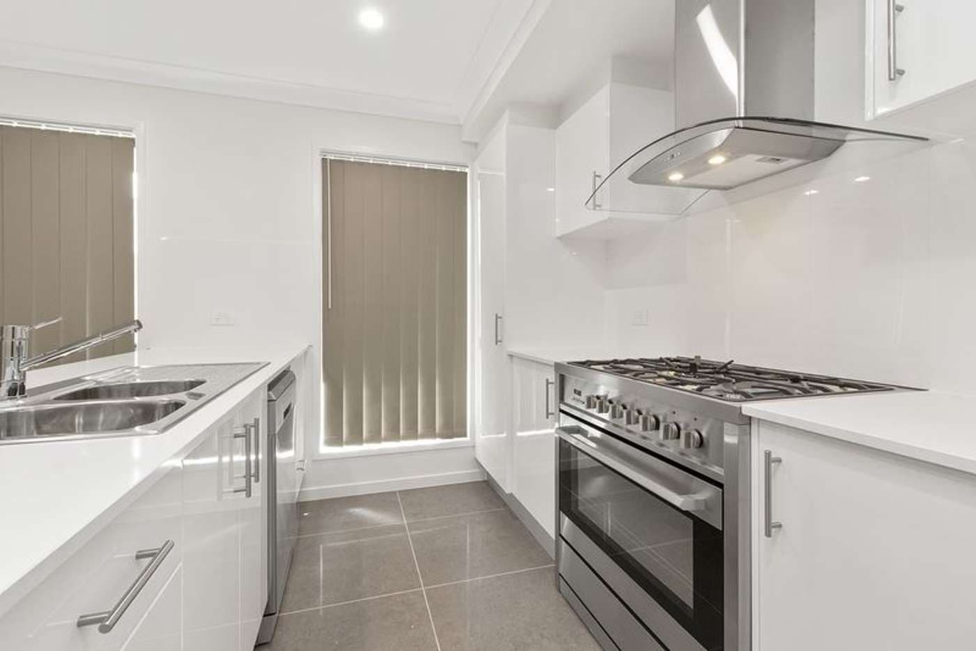 33 Neumann Drive, Yarrabilba QLD 4207, Yarrabilba - Thumbnail 4