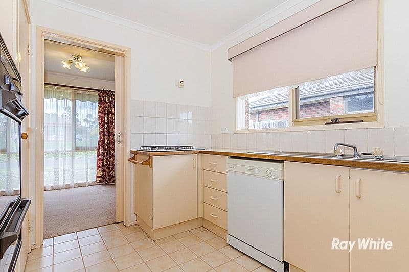 19 Eliza Street, CRANBOURNE NORTH VIC 3977, Cranbourne North - Thumbnail 3