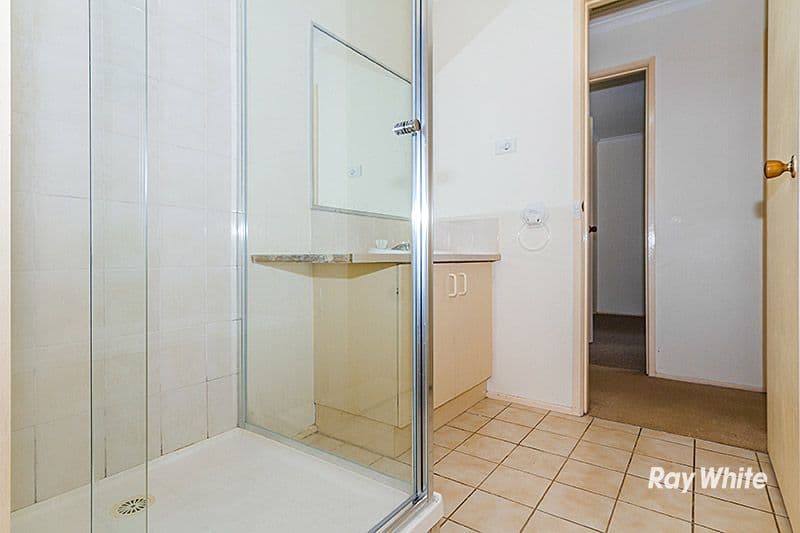19 Eliza Street, CRANBOURNE NORTH VIC 3977, Cranbourne North - Thumbnail 7