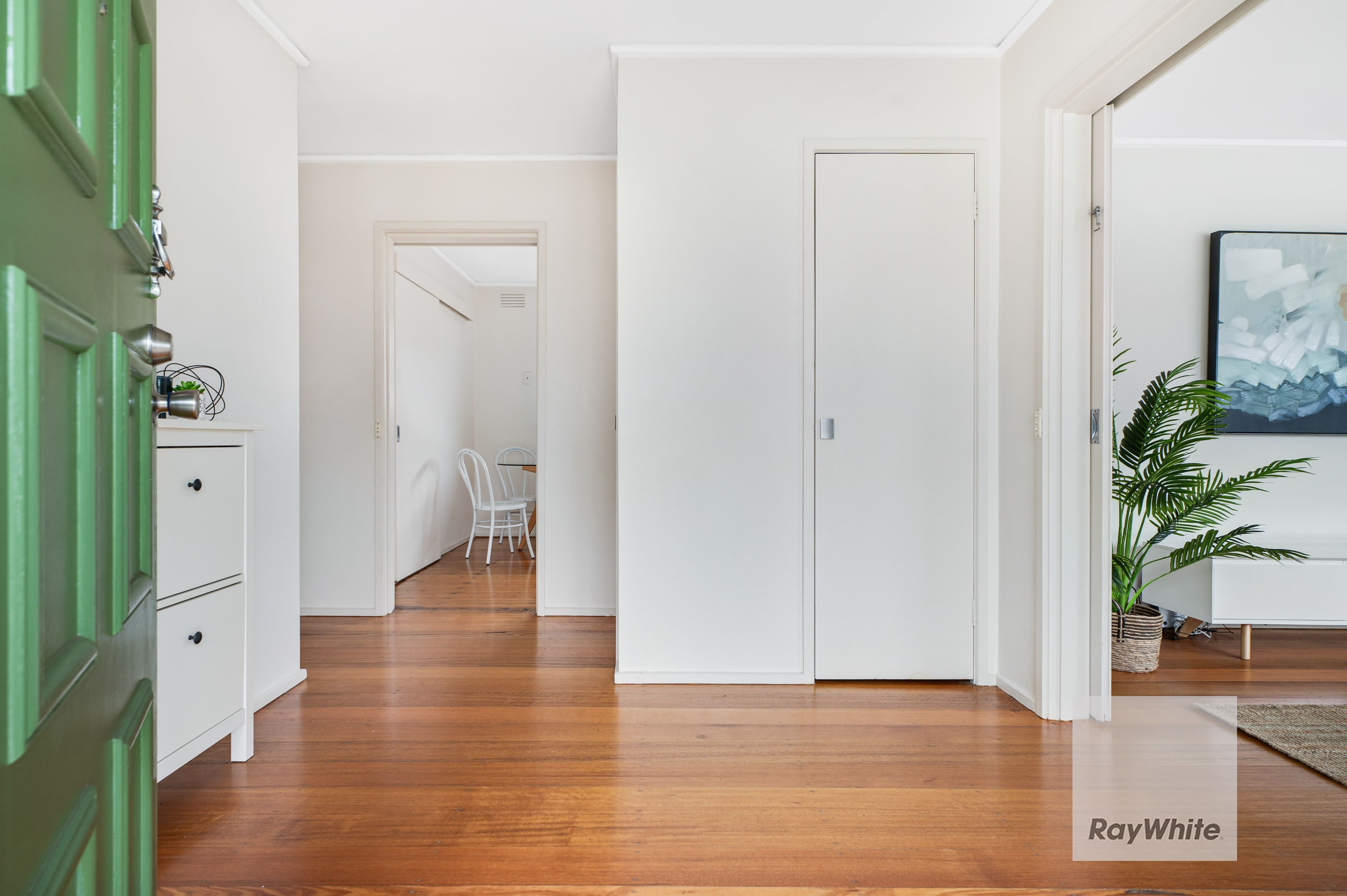6 Goodwood Crescent, Gladstone Park VIC 3043, Gladstone Park - Thumbnail 2