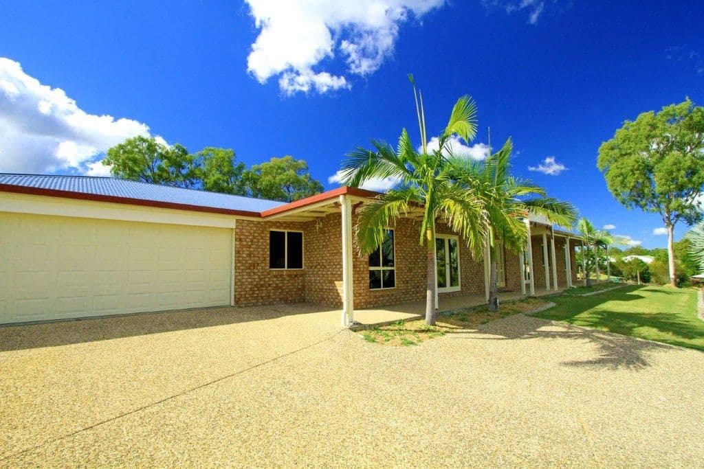 10 Kristie Drive, ROCKYVIEW QLD 4701, Rockyview - Thumbnail 2