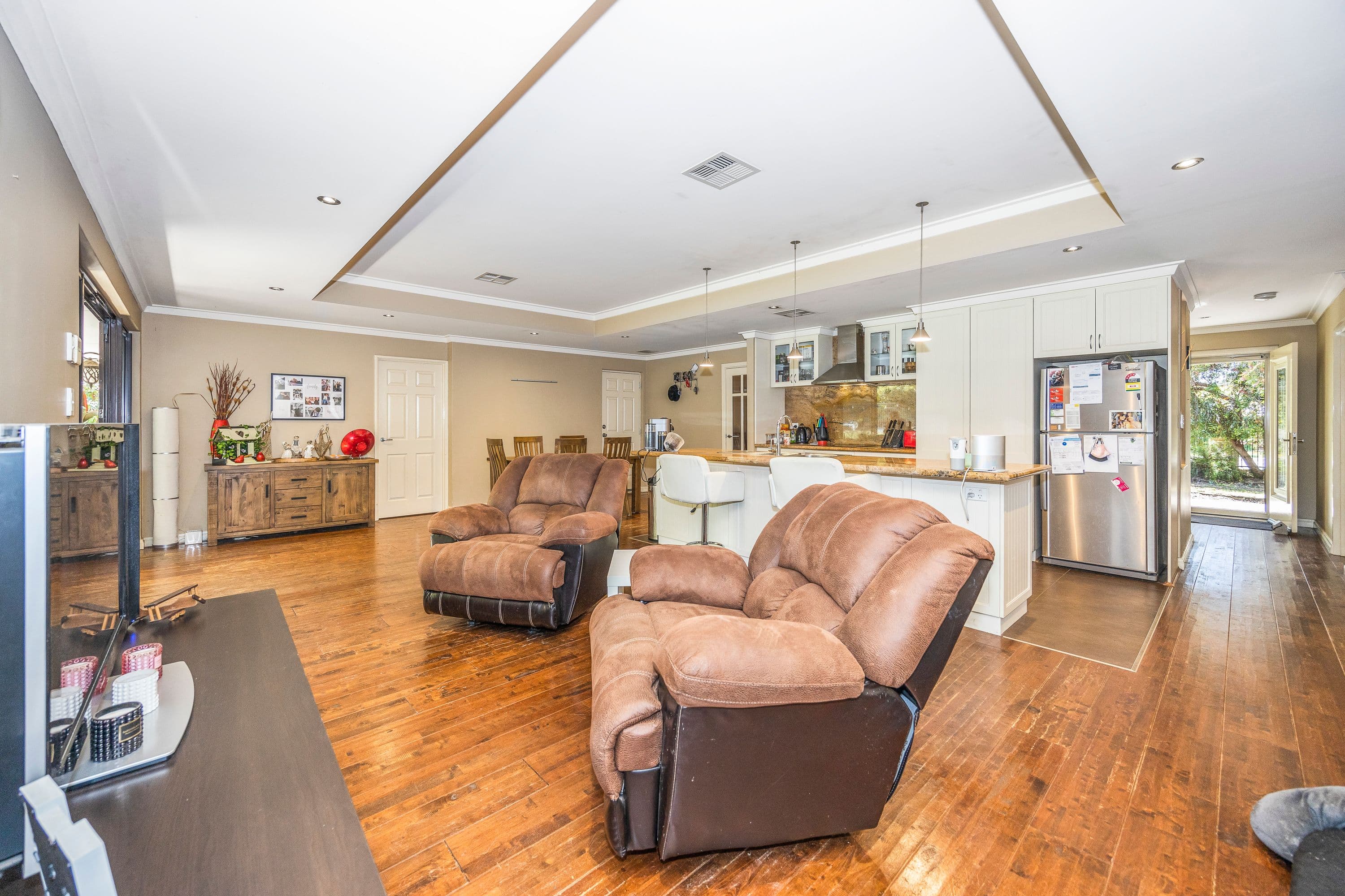 35 Coronilla Way, Forrestfield WA 6058, Forrestfield - Thumbnail 5